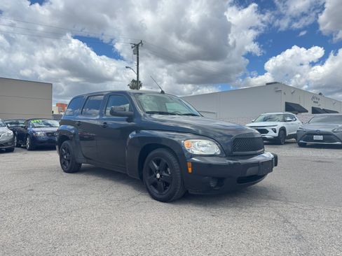 Used 2011 Chevrolet HHR LT image 10
