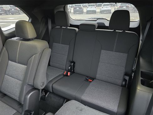 New 2026 GMC Acadia Elevation image 25