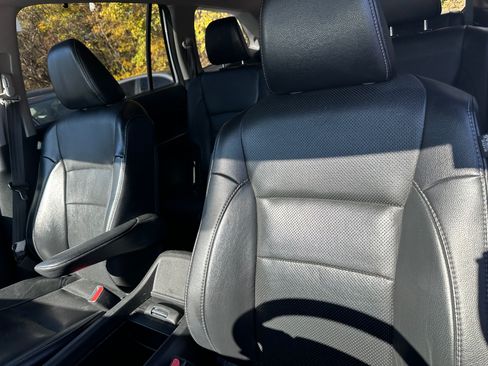 Used 2016 Honda Pilot Elite image 13
