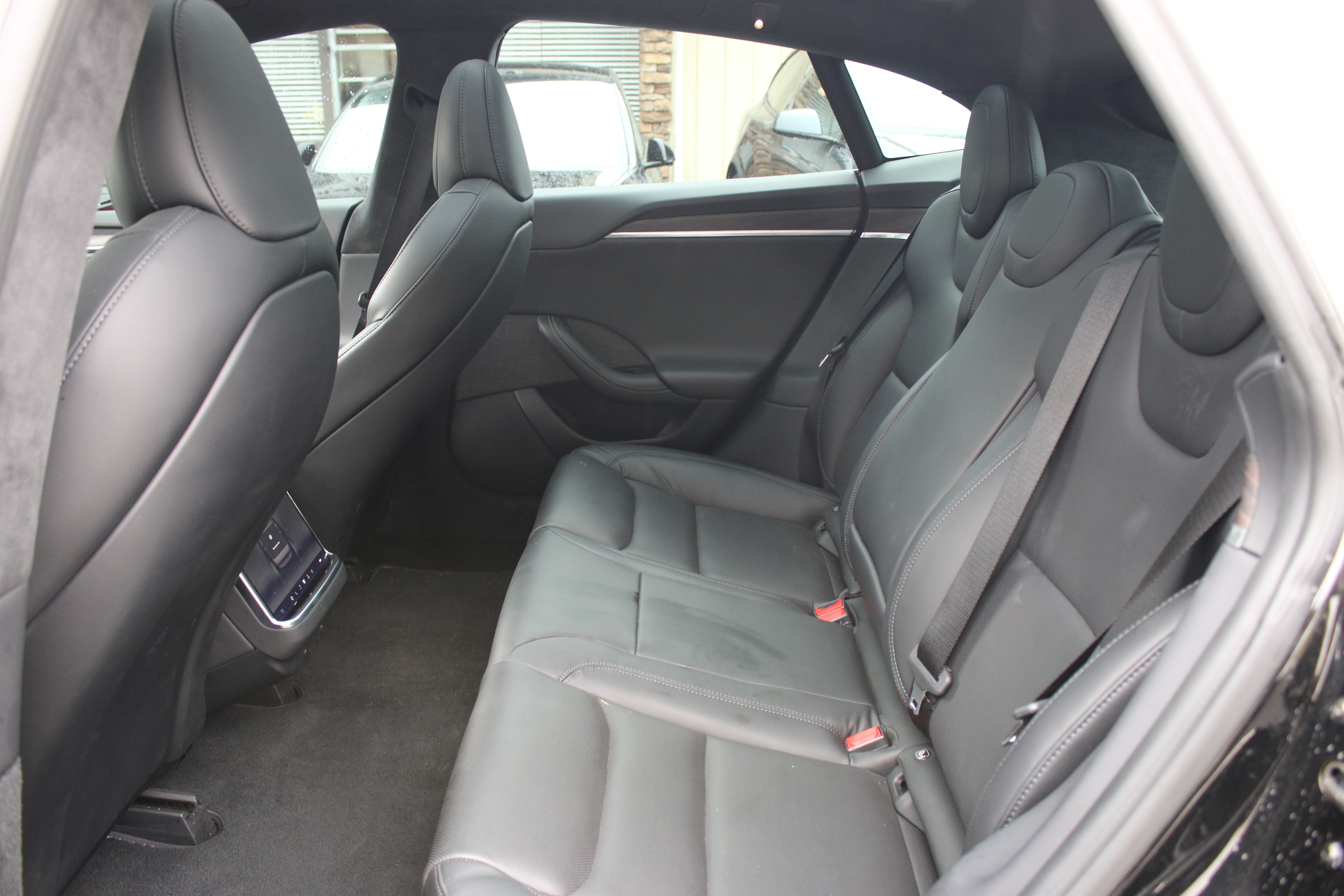 Used 2023 Tesla Model S AWD image 8