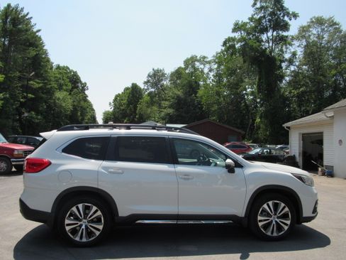 Used 2019 Subaru Ascent Limited 7-Passenger AWD/4WD image 8