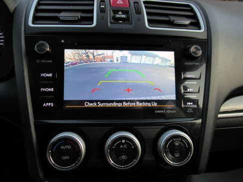 Used 2017 Subaru Forester 2.5i Limited image 22