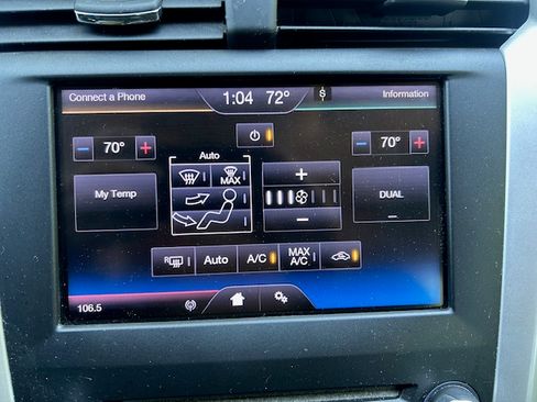 Used 2013 Ford Fusion SE FWD image 16