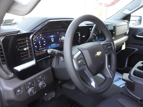 New 2026 Chevrolet Silverado 1500 LT image 19
