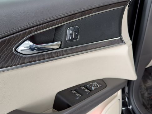 Used 2016 Lincoln MKX Reserve image 23