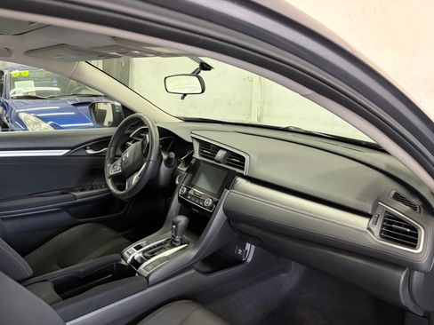 Used 2018 Honda Civic EX Sedan image 10