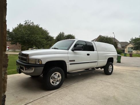 Used 2001 Dodge Ram 2500 Truck 4x4 Quad Cab image 7