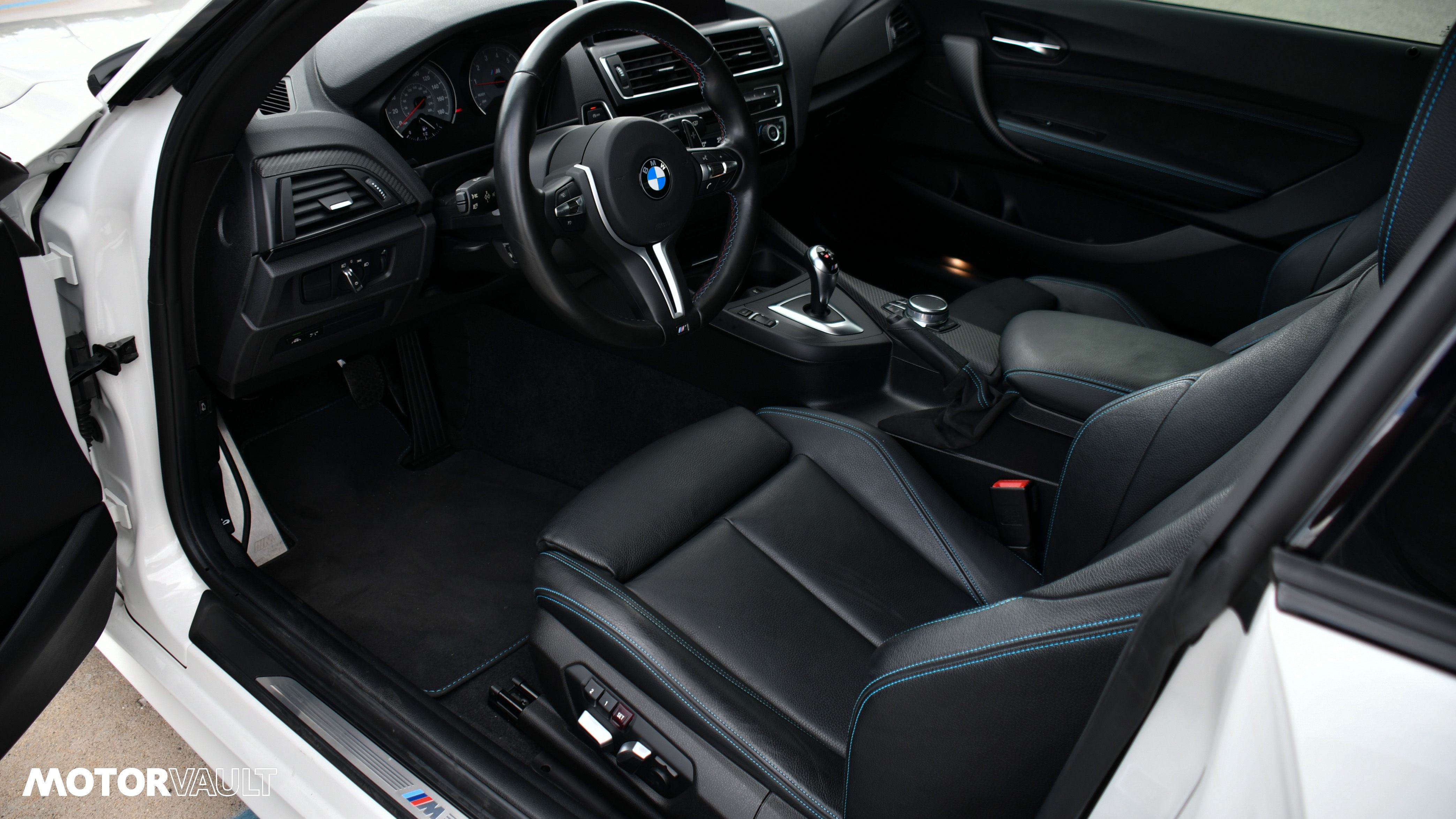Used 2017 BMW M2 RWD image 19