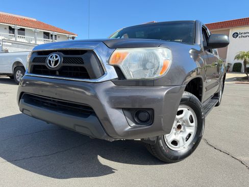 Used 2012 Toyota Tacoma image 5