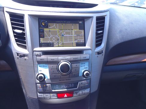 Used 2014 Subaru Outback 2.5i Limited AWD/4WD image 15