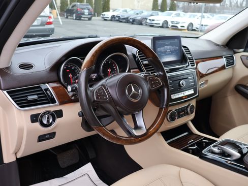 Used 2017 Mercedes-Benz GLS 450 image 13