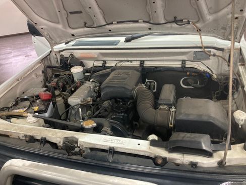 Used 1998 Mitsubishi Other Mitsubishi Models image 6