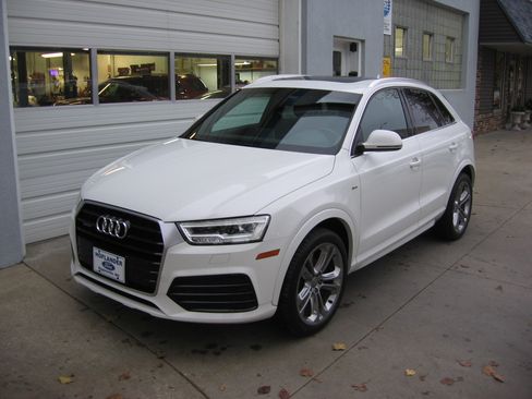 Used 2016 Audi Q3 2.0T Premium Plus image 1