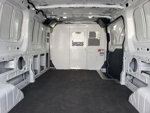 Used 2023 Ford Transit 150 image 10