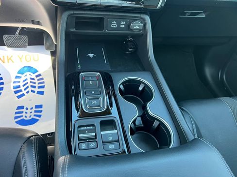 Used 2023 Honda Pilot Touring image 21