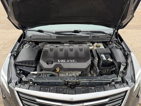 Used 2019 Cadillac XTS Luxury image 10