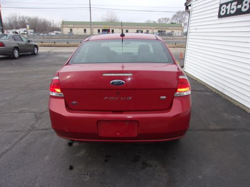 Used 2009 Ford Focus SE image 3