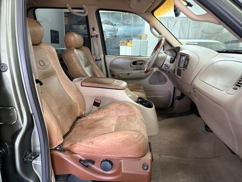 Used 2002 Ford F150 4x4 King Ranch image 13