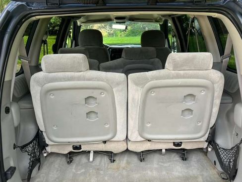 Used 2002 Chevrolet Venture LS FWD image 10