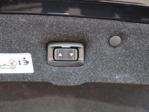 Used 2016 BMW M4 Competition image 13