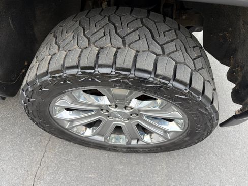 Used 2017 GMC Sierra 1500 Denali image 9