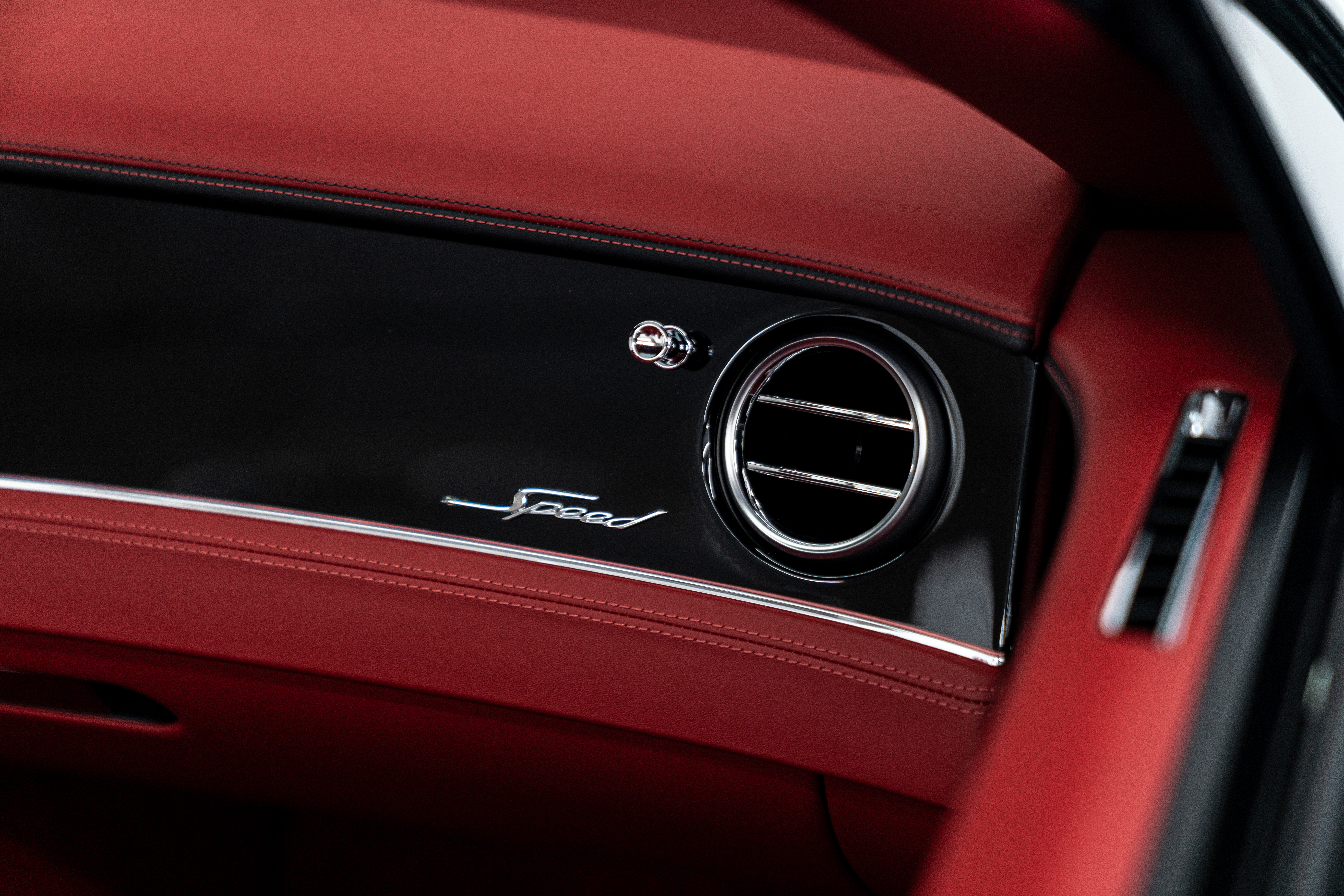 Used 2025 Bentley Continental GTC Speed AWD/4WD image 29