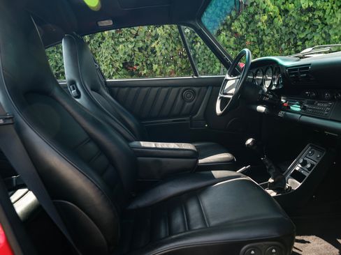 Used 1988 Porsche 911 Carrera image 30