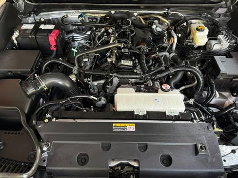 Used 2025 Toyota Tacoma 4x4 Double Cab image 22