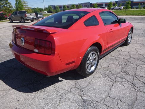 Used 2005 Ford Mustang Coupe RWD image 6