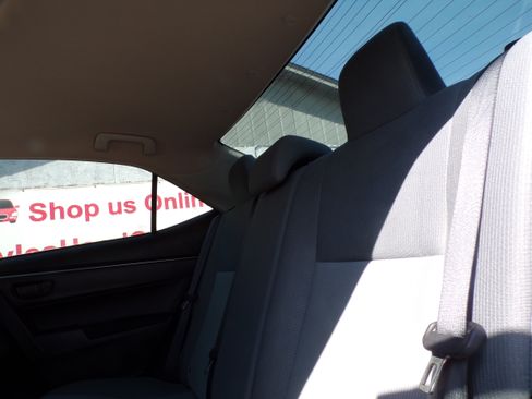 Used 2014 Toyota Corolla image 7