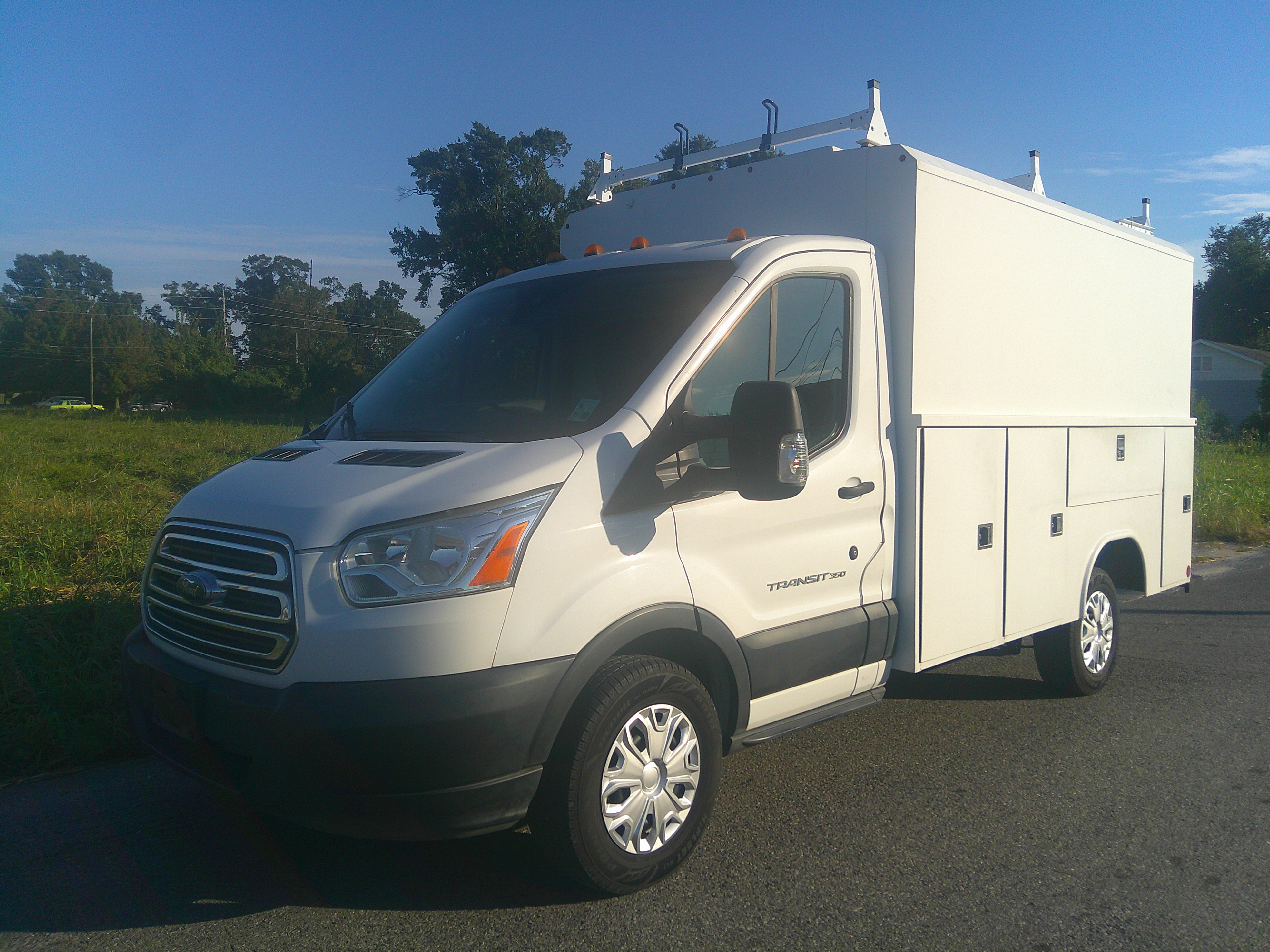 Used 2019 Ford Transit 350 138 RWD image 12