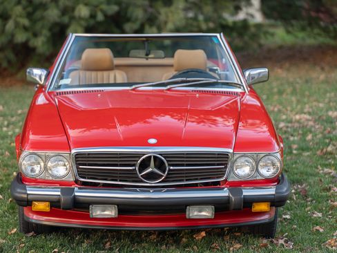 Used 1987 Mercedes-Benz 560 SL image 5