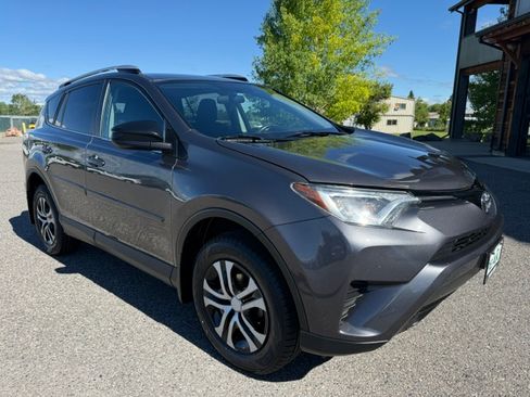Used 2016 Toyota RAV4 AWD LE image 7