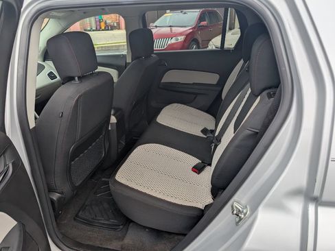 Used 2010 GMC Terrain SLE FWD image 8