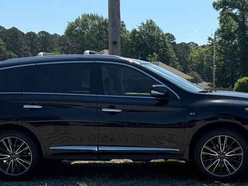 Used 2019 INFINITI QX60 AWD image 2