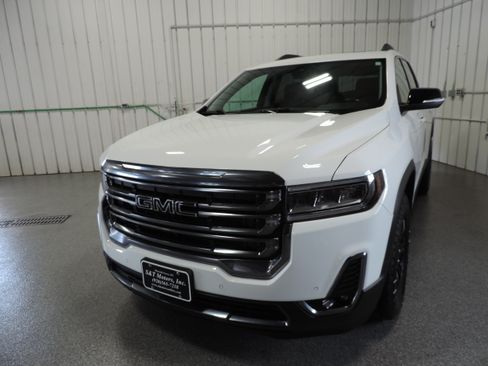 Used 2020 GMC Acadia AWD AT4 image 4