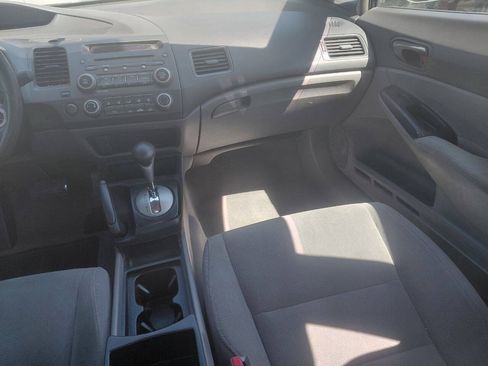 Used 2011 Honda Civic DX-VP image 14
