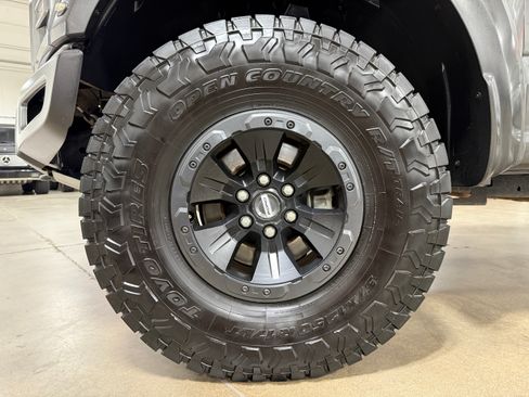 Used 2018 Ford F150 4x4 Crew Cab Raptor image 14