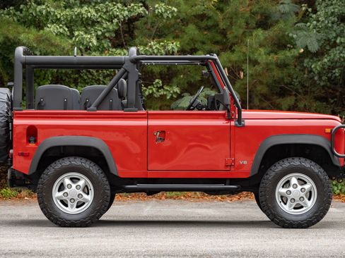 Used 1995 Land Rover Defender 90 image 2