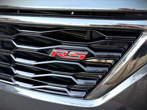 Used 2022 Chevrolet Equinox RS image 11