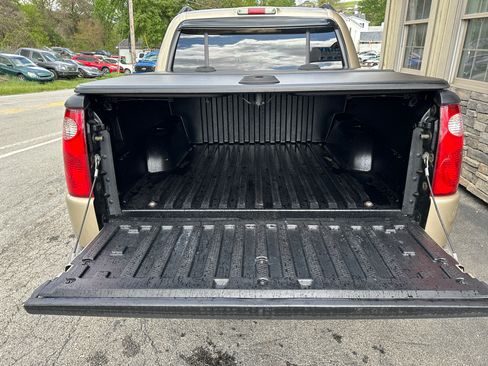 Used 2002 Ford Explorer Sport Trac image 19