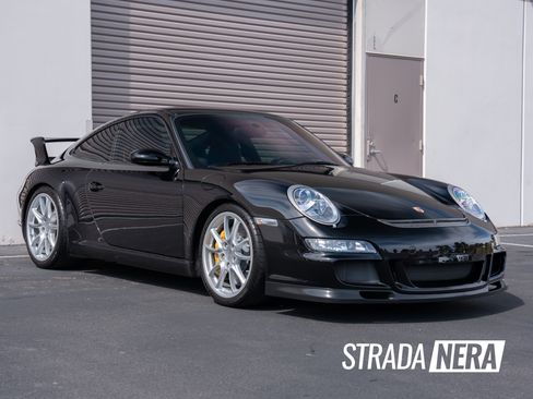 Used 2007 Porsche 911 GT3 Coupe RWD image 1