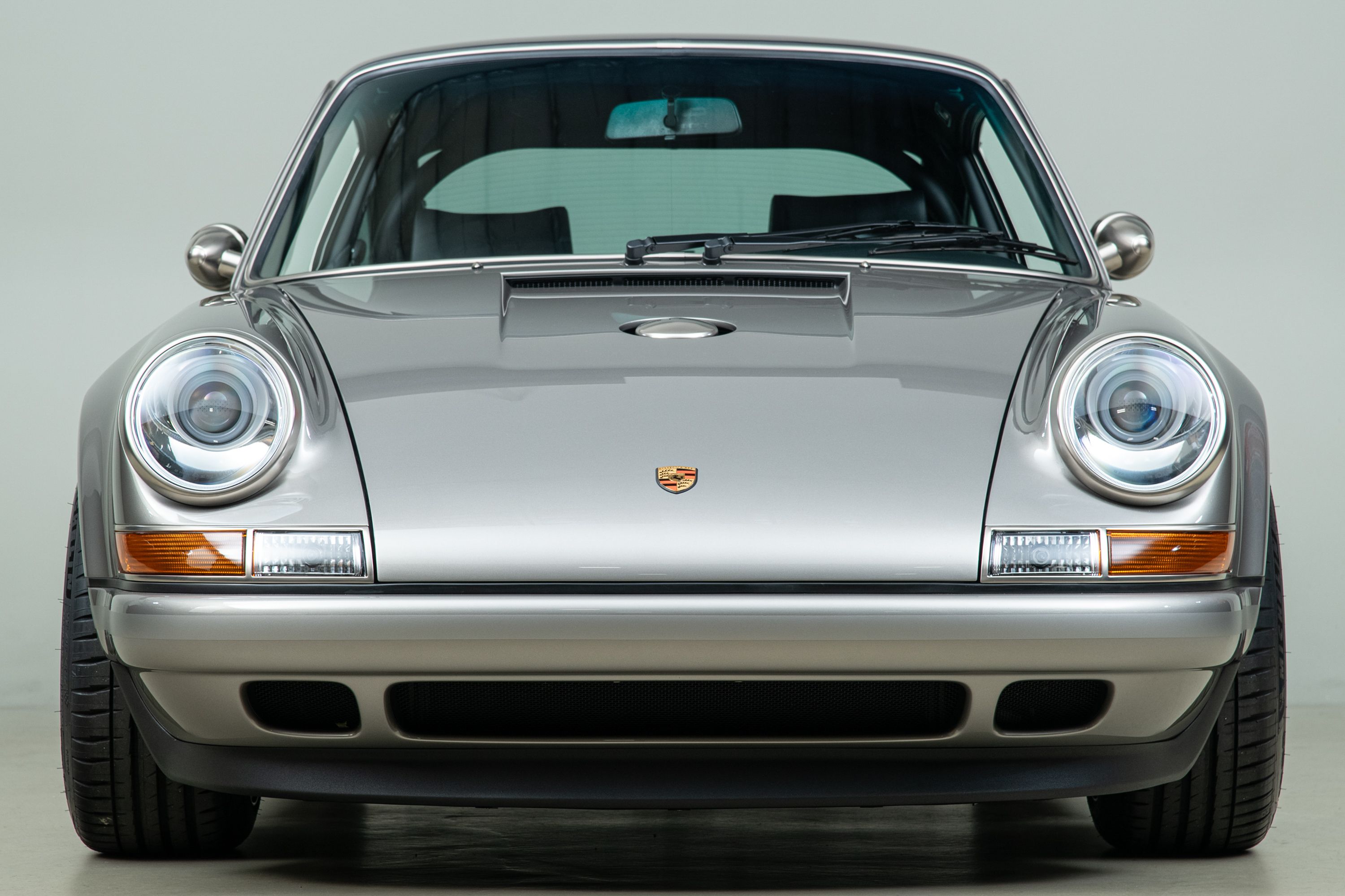 Used 1989 Porsche 911 Carrera RWD image 13