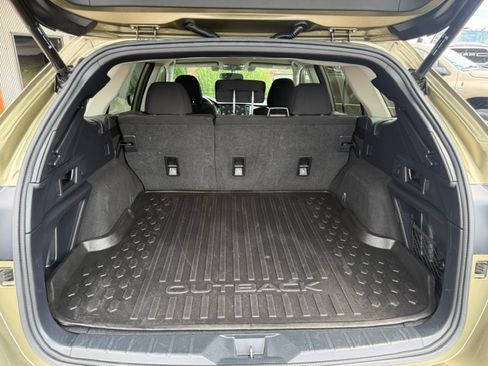 Used 2020 Subaru Outback Premium AWD/4WD image 17
