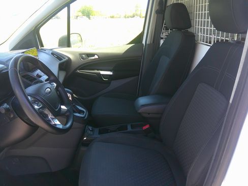 Used 2019 Ford Transit Connect XLT image 8