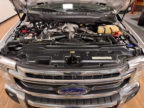 Used 2021 Ford F250 Lariat image 11