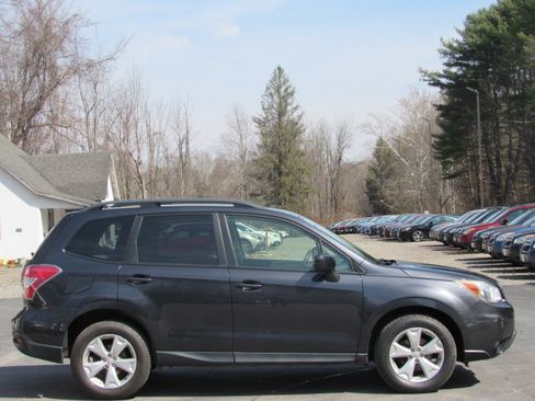 Used 2015 Subaru Forester 2.5i Premium image 9