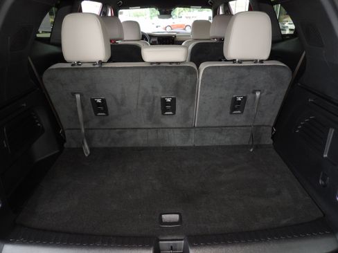 Used 2026 GMC Acadia FWD Elevation image 20