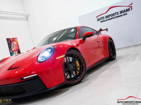 Used 2022 Porsche 911 GT3 image 38