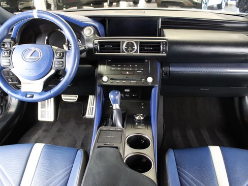 Used 2019 Lexus RC F image 6